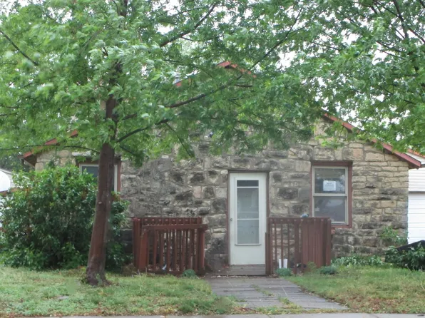 215 N Arthur St, El Dorado, KS 67042