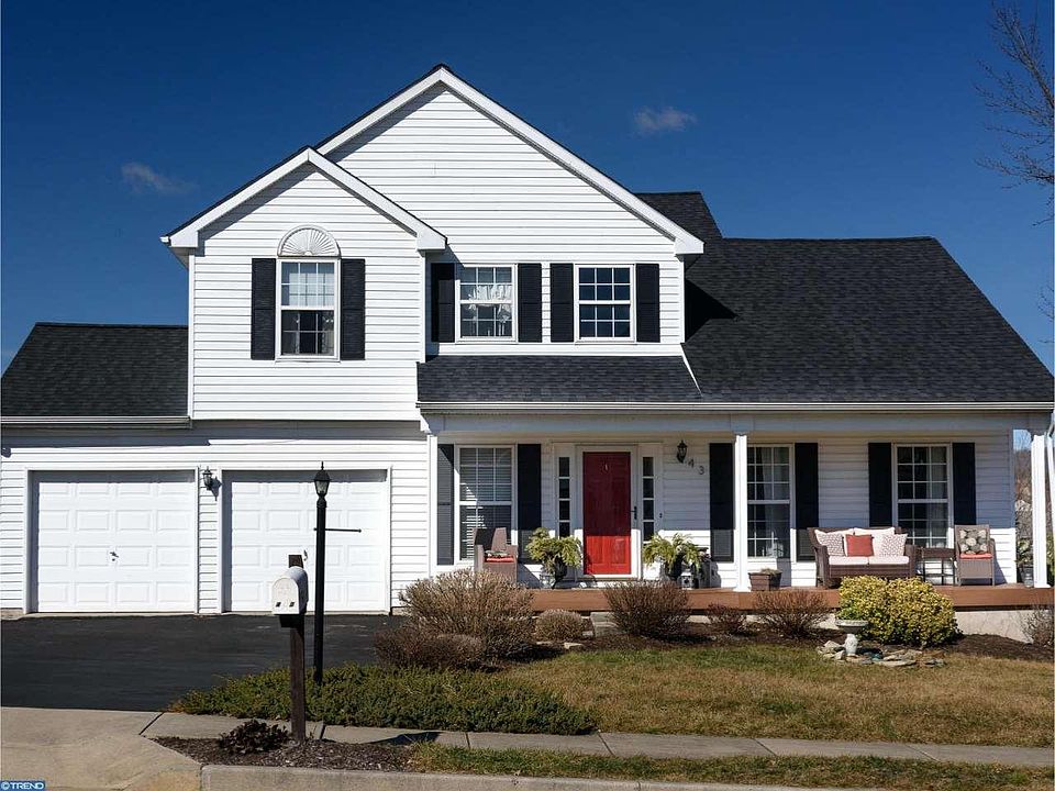 1st image of 43 Pebble Beach Ln