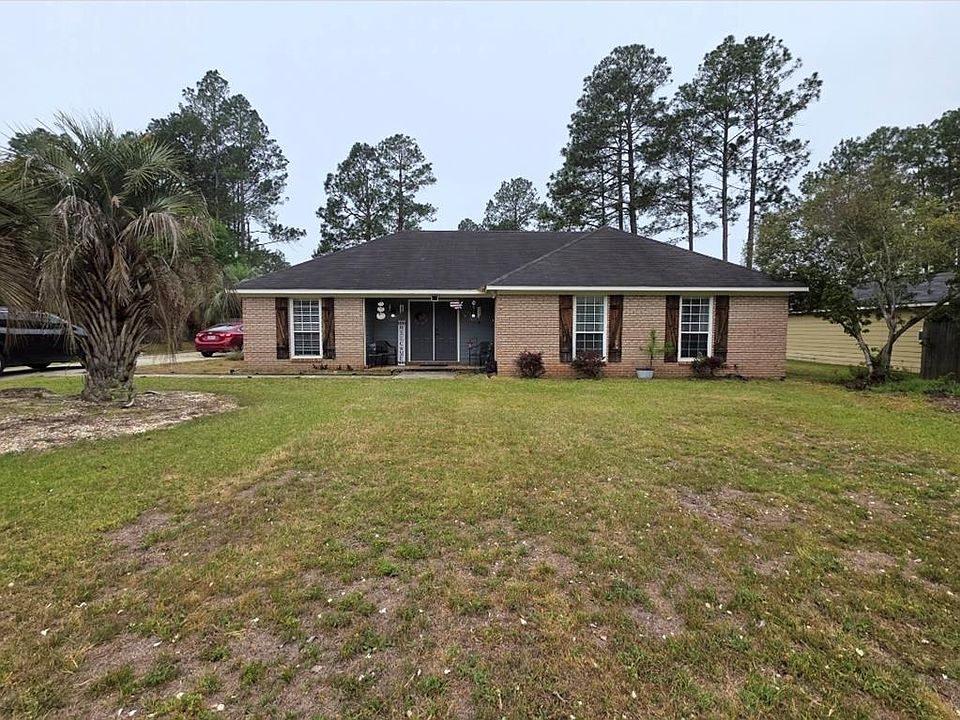 1st image of 110 Maggie Ct