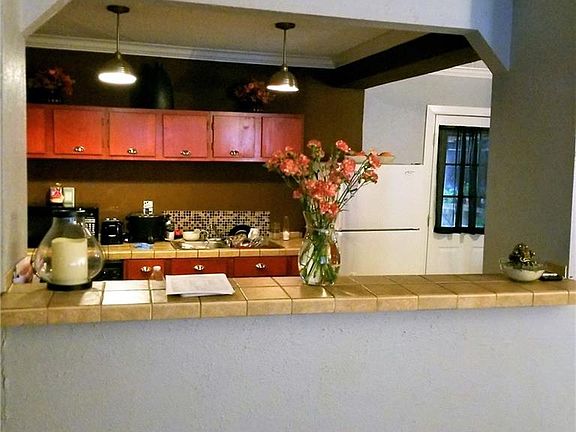 3rd image of 4105 Amherst Dr