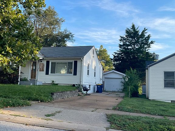 2nd image of 10253 Baltimore Ave