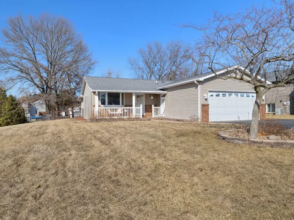 1886 Loganberry Ln, Crown Point, IN 46307