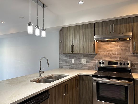2nd image of 500 Fleming Rd #7