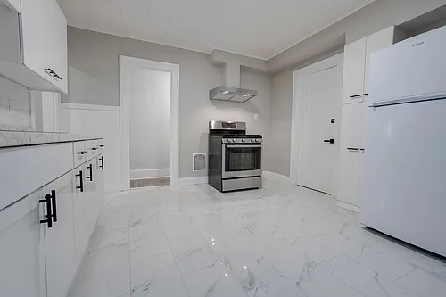 14 Kenyon Ct #1 Photo 1