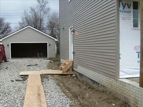 2nd image of 3732 Gardner Ave