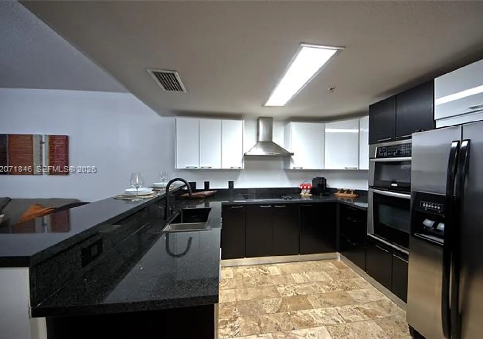 170 SE 14th St cu-2303, Miami, FL 33131 — Photo 1