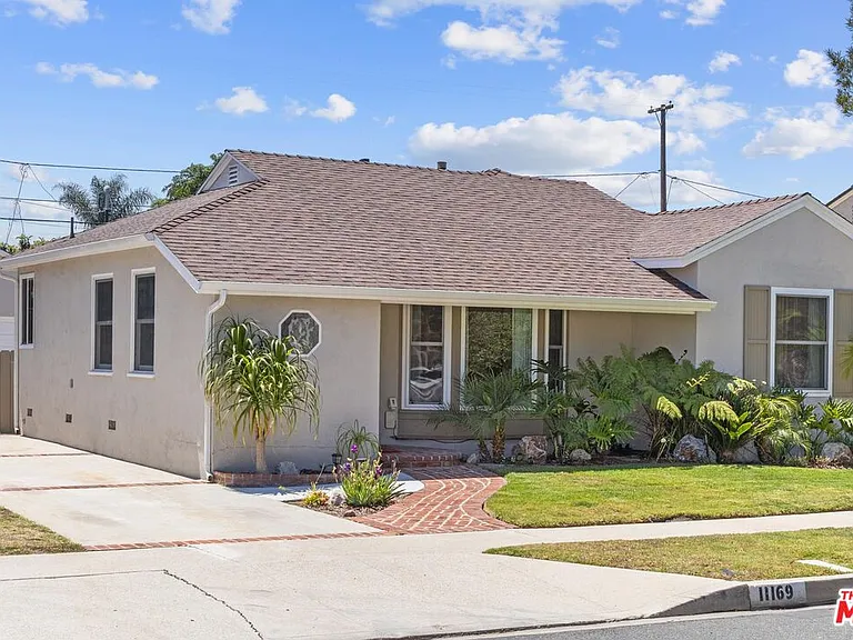 11169 Orville St — Photo 2