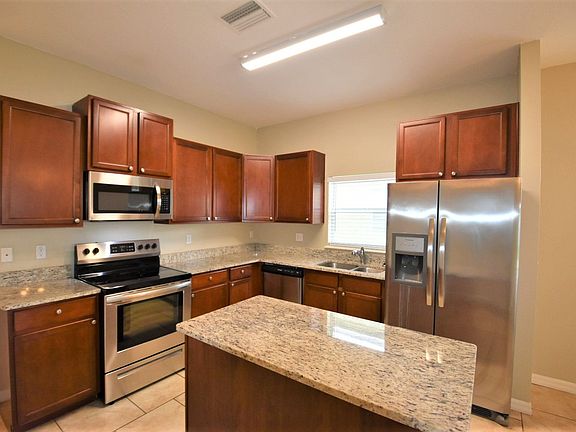 4th image of 3106 Magnolia Meadows Dr