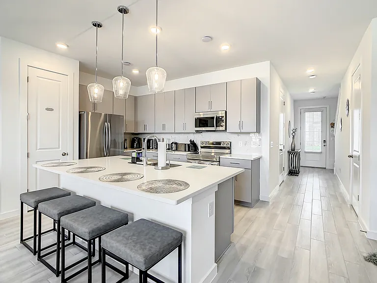 1055 Plantation Ln — Photo 50