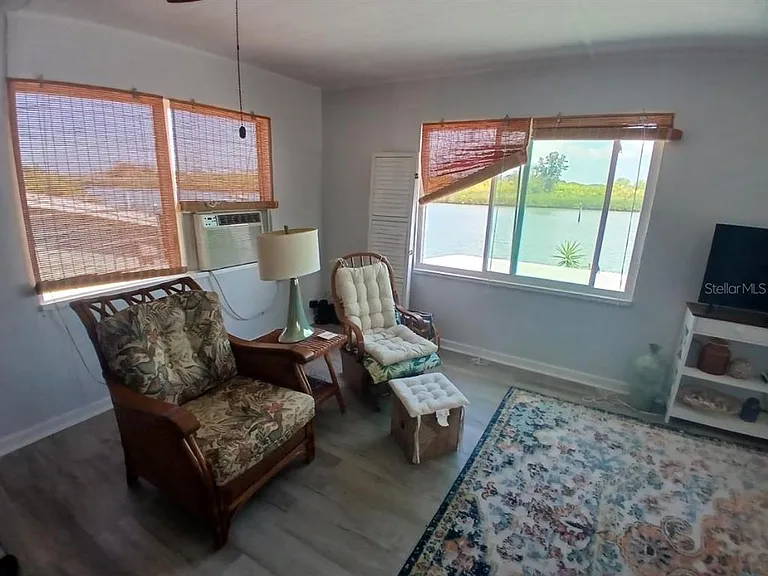 18213 Gulf Blvd #A — Photo 11