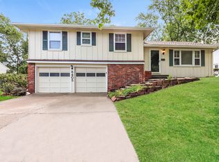 8405 Everett St, Raytown, MO 64138