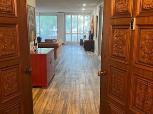 339 N Palm Dr APT 204, Beverly Hills, CA 90210