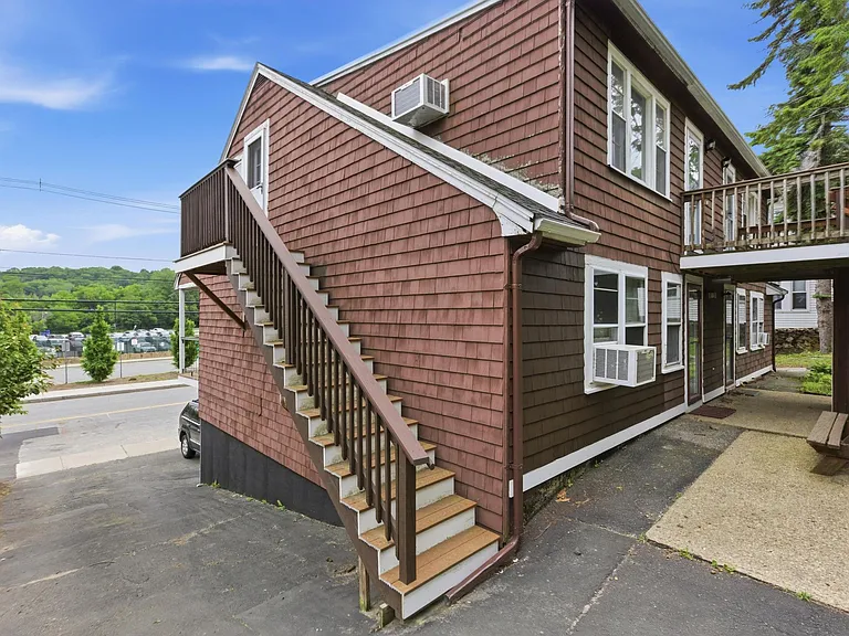 280 Washington St #2 — Photo 15