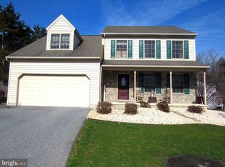 201 New St, Millersville, PA 17551