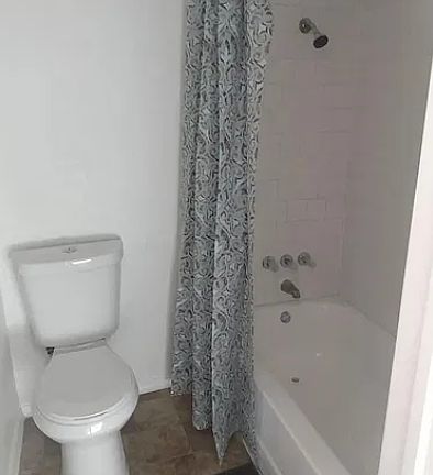 5th image of 504 Sinclair Dr #504