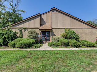 8 Danbury Ct, Red Bank, NJ 07701