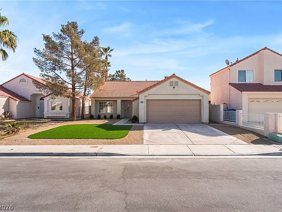 2nd image of 3808 Blue Dawn Dr