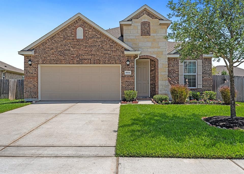 Welcome to 18114 Fernwood Bend Dr. in Wildwood at Northpointe