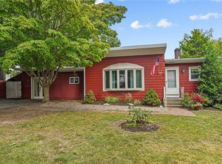 20 King Philip Trl, East Greenwich, RI 02818
