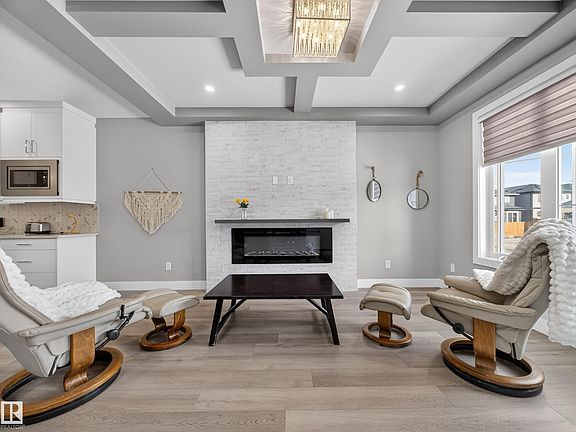 5th image of 9358 Pear Line SW