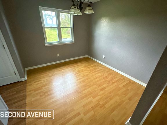 5th image of 1005 Jennifer Dr