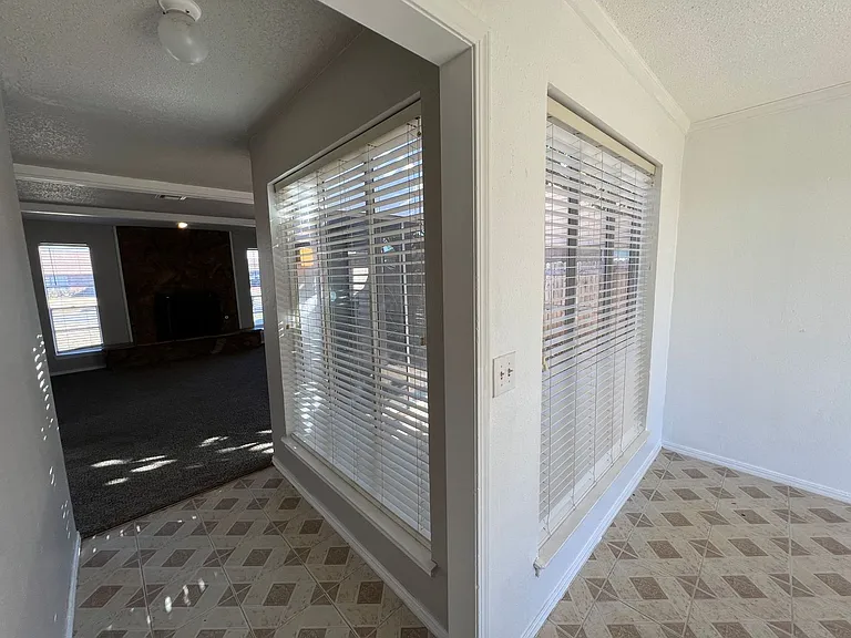 1017 S Neptune Rd — Photo 10