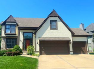 13918 Parkhill St, Overland Park, KS 66221