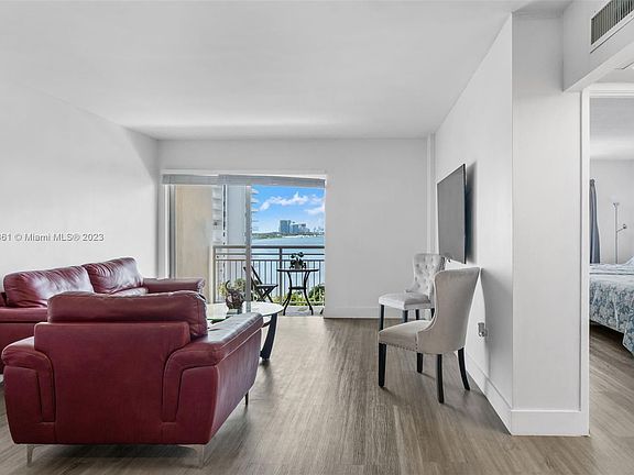 5th image of 400 Kings Point Dr APT 804
