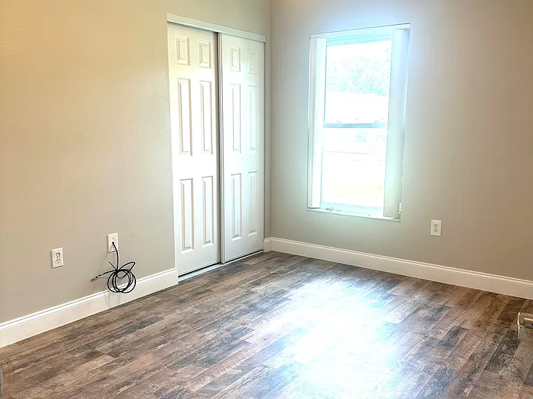2211 Gold Oak Ln — Photo 21