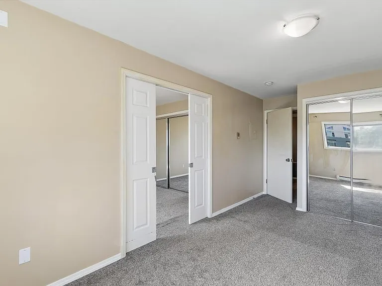 Bedroom (2)