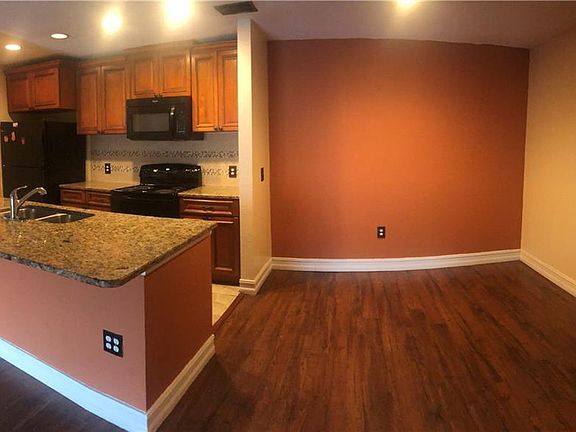4th image of 9481 Highland Oak Dr Unit 715