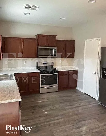 5412 Mercury Springs Dr — Photo 5