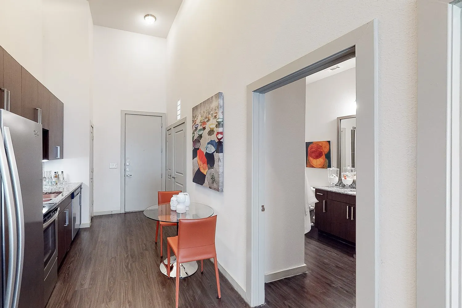 Rivera on Broadway Apartments — Photo 3