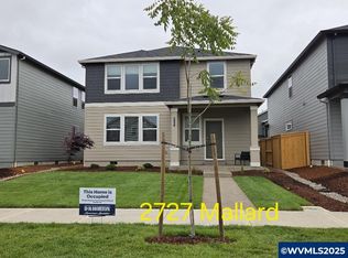 2727 Mallard Ln, Woodburn, OR 97071