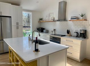 3138 Route 715, Henryville, PA 18332