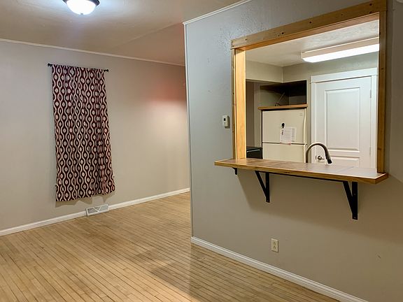 5th image of 410 E Cherry St #1