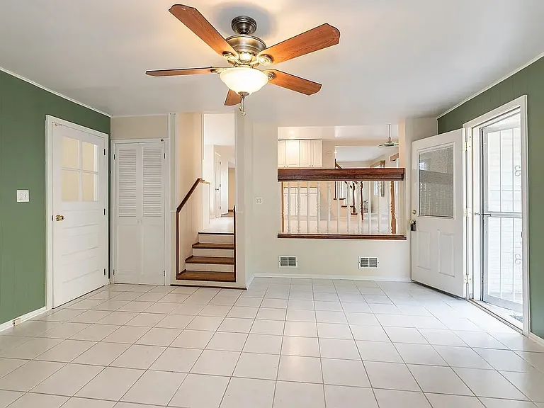 919 Greenwood Ave — Photo 12