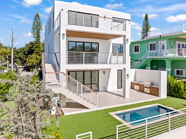 124 Orchid St, Plantation Key, FL 33070