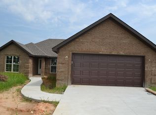 1112 Gregory Drive, jonesboro, AR 72401