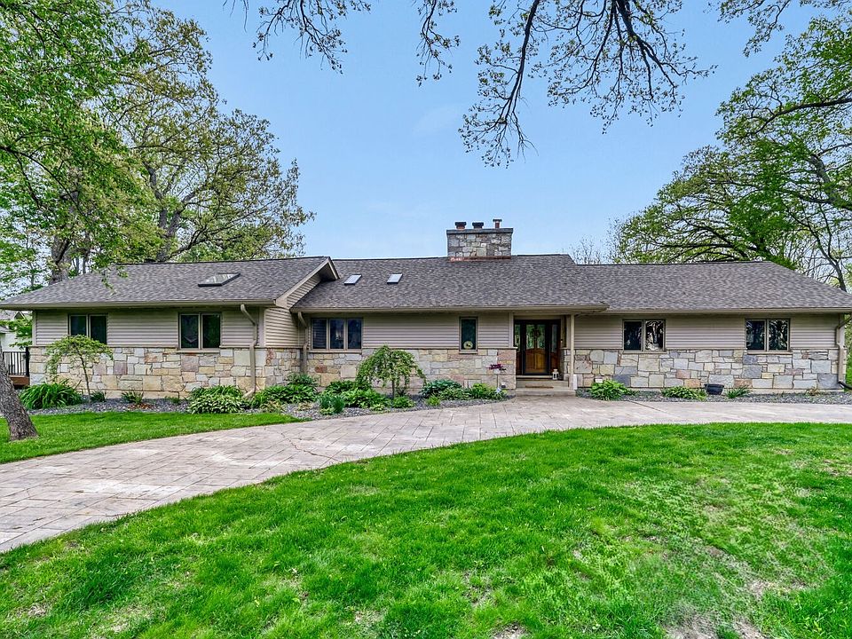 1st image of 39W526 Lori Ln