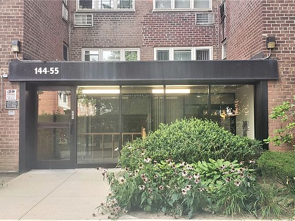 3rd image of 144-55 Melbourne Ave #1A