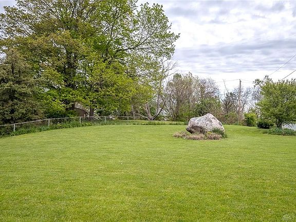 5th image of 6814 Highfield Dr