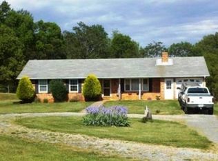 955 Kingston Rd, Wirtz, VA 24184