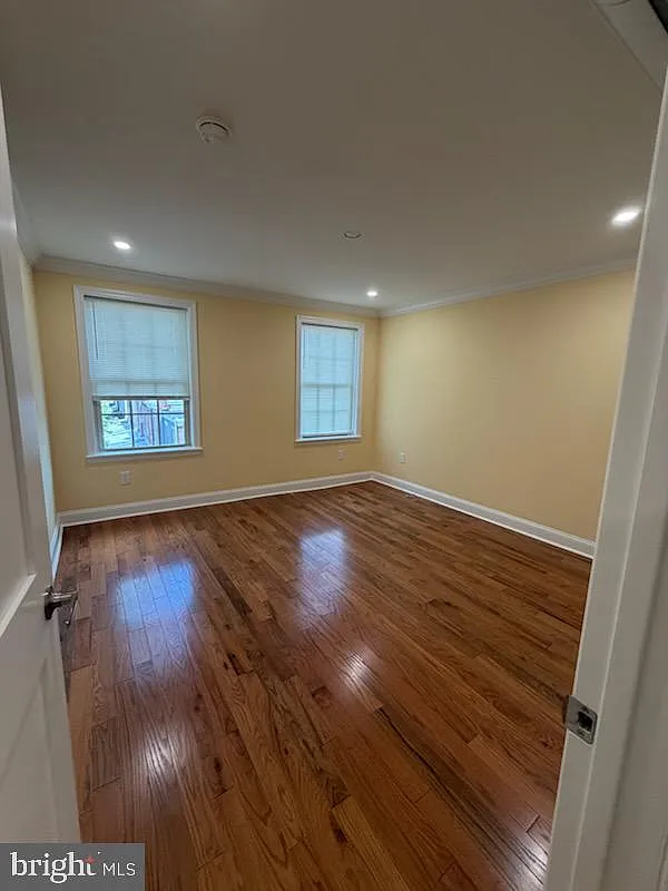 Building Photo - 693 Haddon Ave #C4