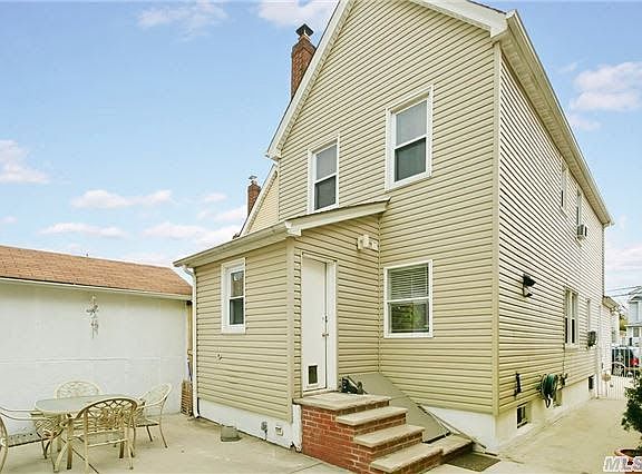 3rd image of 8617 Eliot Ave