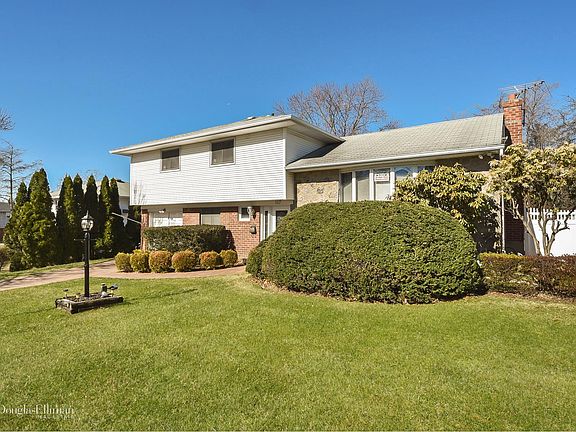 2nd image of 117 Briarwood Ln