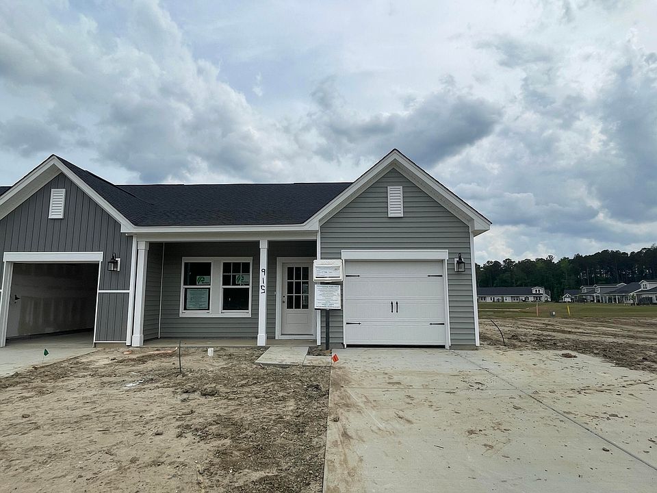 1st image of 915 Dusk Dr