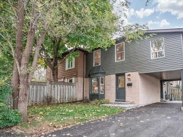 94 Springhead Gdns, Richmond Hill, ON L4C 5C4