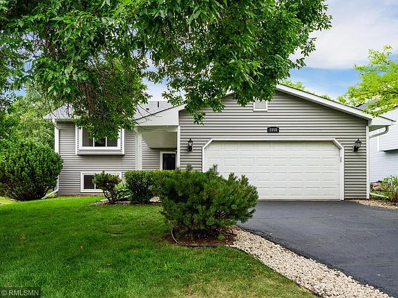 2nd image of 2808 Sunnyside Cir