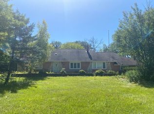 9825 W Ruby Ave, Wauwatosa, WI 53225
